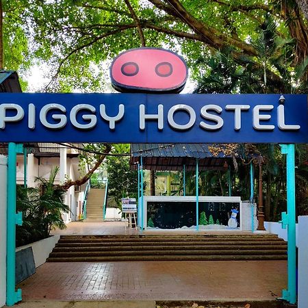 Piggy Calangute By Urban Nomads - Dorms & Pvt Rooms Kültér fotó